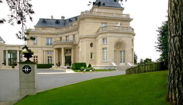 hotel Tiara Château Hôtel Mont Royal ChantillyLa Chapelle-en-Serval (60)