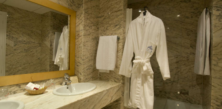Hotel Puerta de Segovia - 