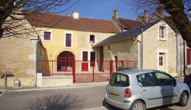 hotel Refuge du P'tit LouisSaint Cyr les Colons (89)