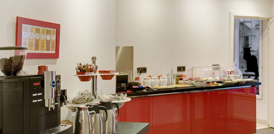 Chat Noir Design Hôtel (old) - Salle de petit d&eacute;jeuner