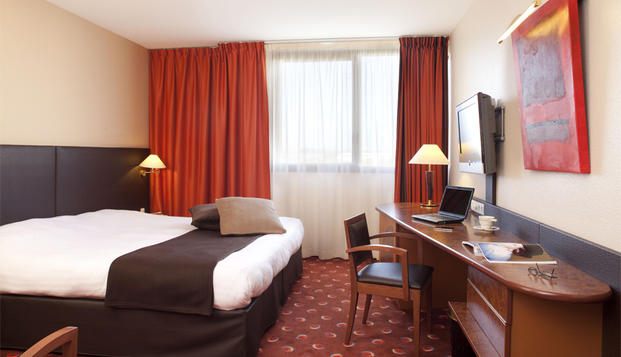 hotel Hôtel Plaza - Site du FuturoscopeChasseneuil-du-Poitou (86)