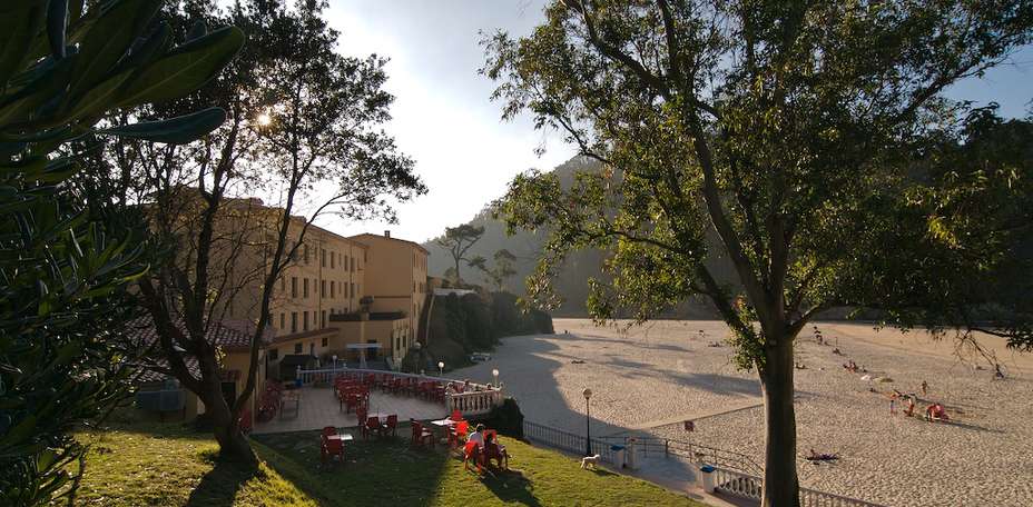 Arcea Hotel Mirador de la Franca - Façade