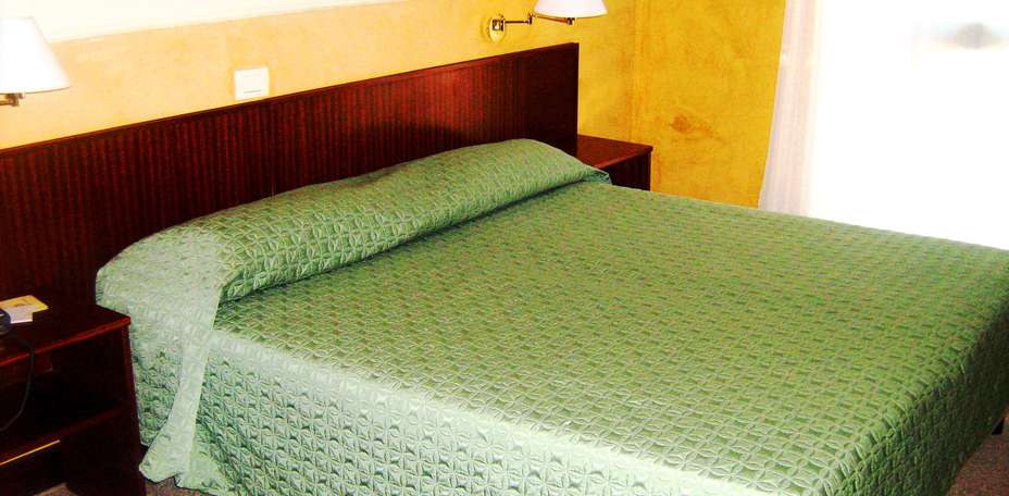 Hotel Columbus - 