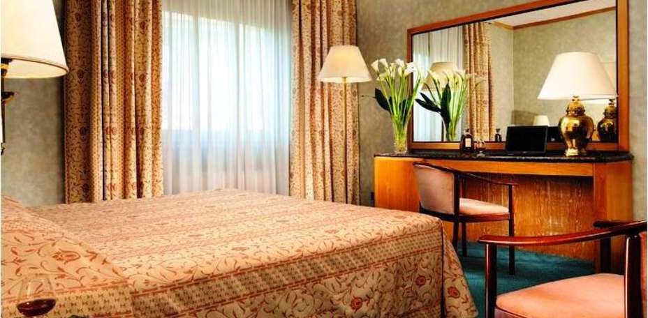 Grand Hotel Beverly Hills - 