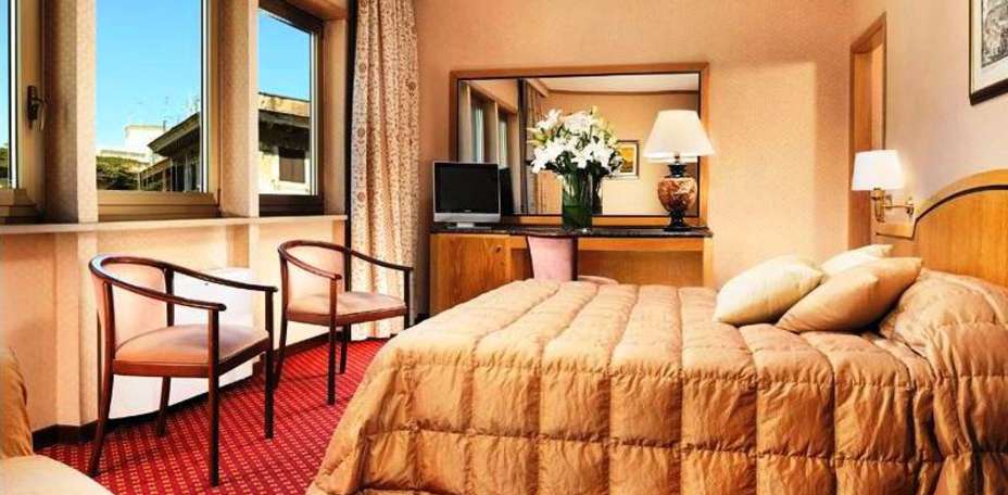 Grand Hotel Beverly Hills - 
