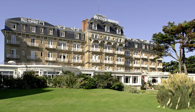 hotel Hôtel Royal-Thalasso BarrièreLa Baule (44)