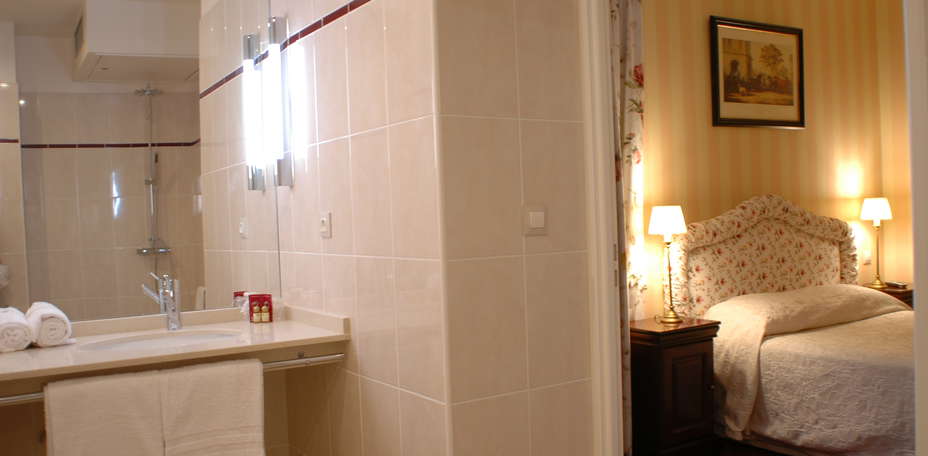Hôtel Georges VI - Salle de bain