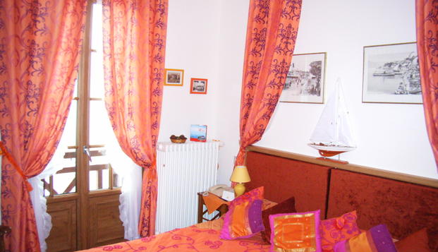 hotel Hôtel Les CygnesEvian les Bains (74)