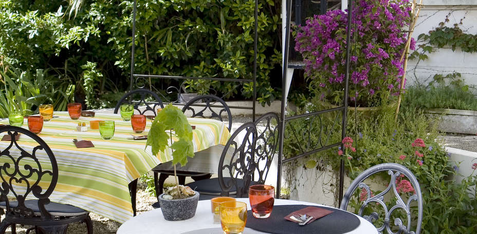 Hôtel Restaurant La Gourmandine - Terrasse