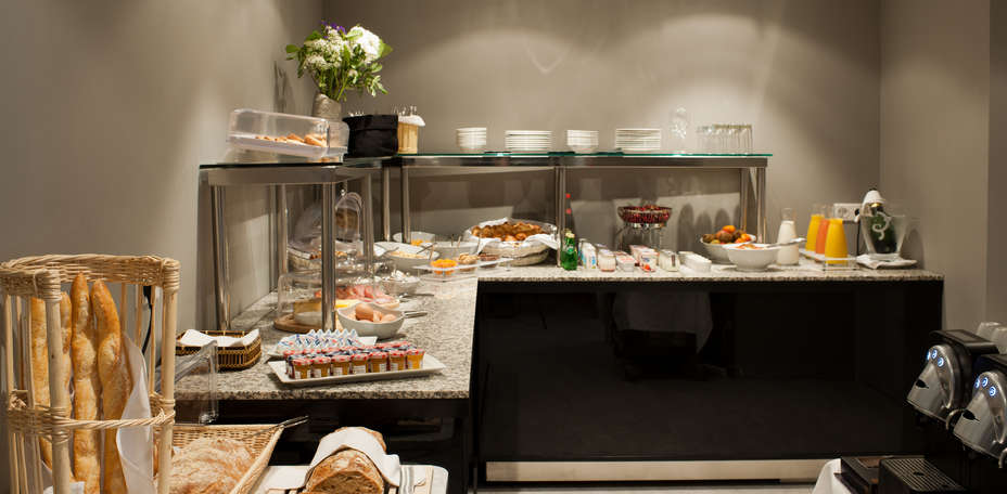 Hôtel le Saint Georges - Salle de petit déjeuner