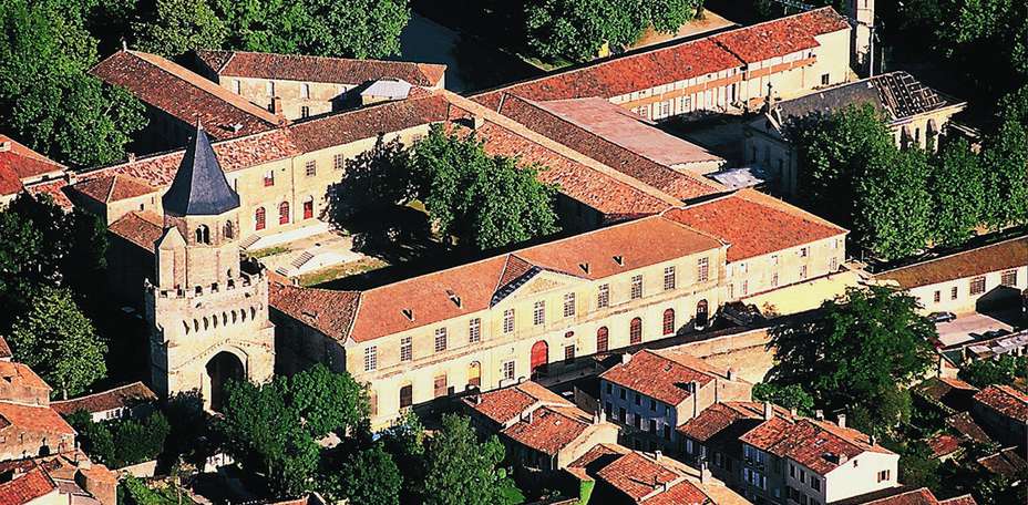Hôtel Le Pavillon des Hôtes de Sorèze - Vue a&eacute;rienne