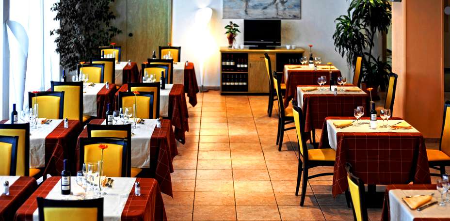 Idea Hotel Pisa Migliarino - 