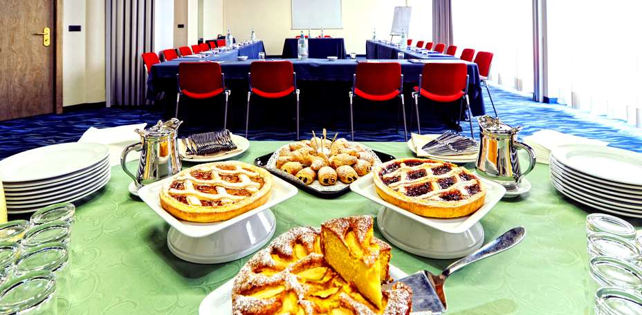 Idea Hotel Pisa Migliarino - 