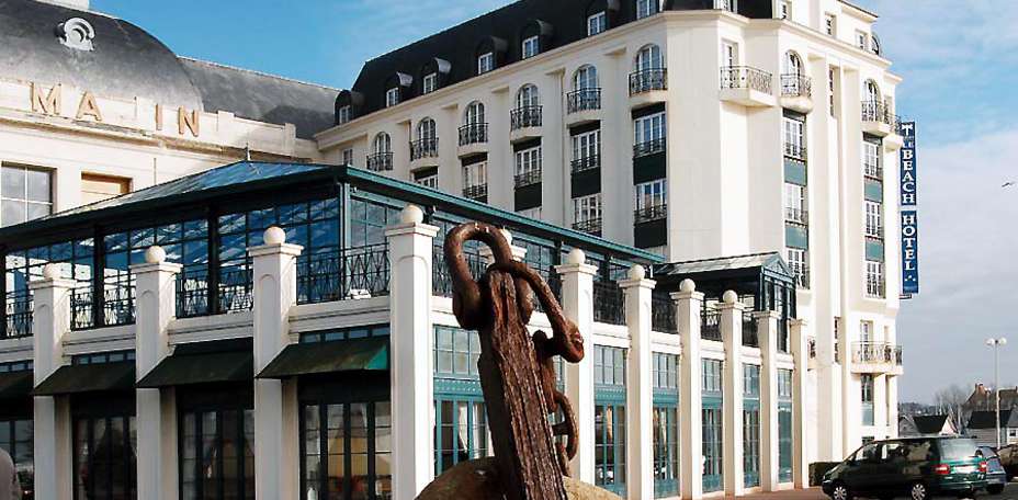 Hôtel du Soleil le Beach Hôtel - Façade