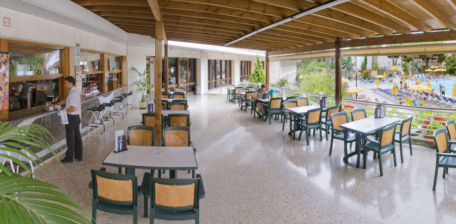 Hotel Oasis Park & Spa - GHT Hotels - Bar