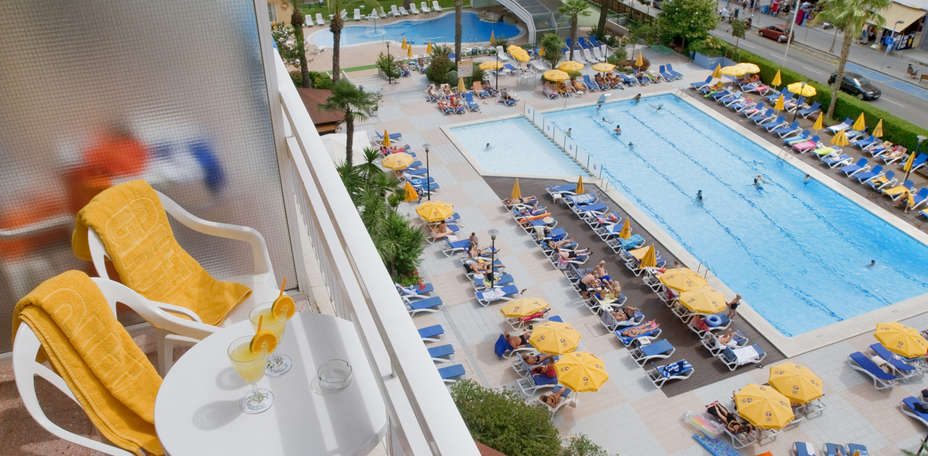 Hotel Oasis Park & Spa - GHT Hotels - 