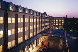 Dorint Airport Hotel Berlin Tegel - Façade