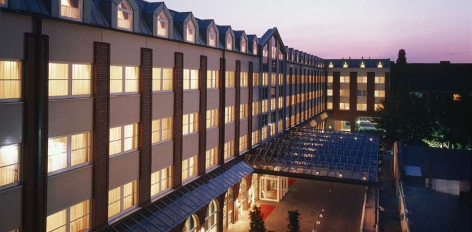 Dorint Airport Hotel Berlin Tegel - Façade