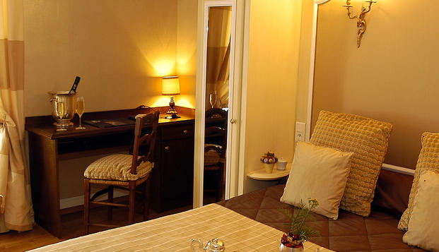 hotel Hostellerie BourguignonneCiel (71)