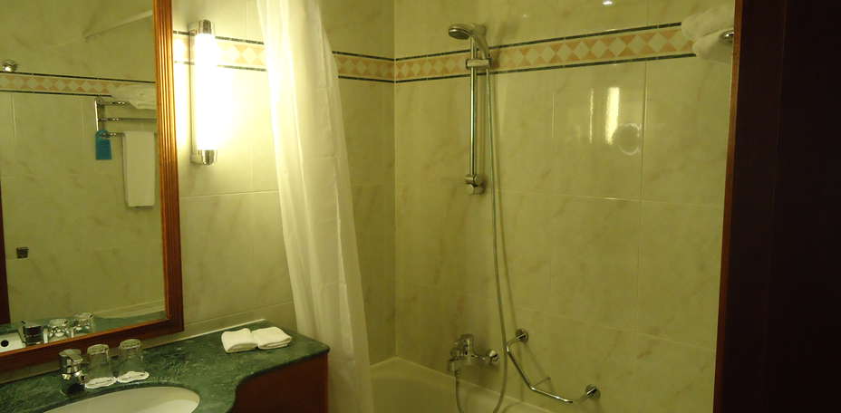Radisson Blu Park Lane Hotel - 