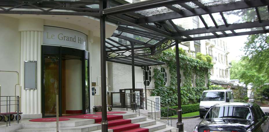 Domaine de Divonne  - Façade