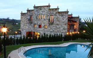 Escapada con cena en Santillana del mar (2 noches)