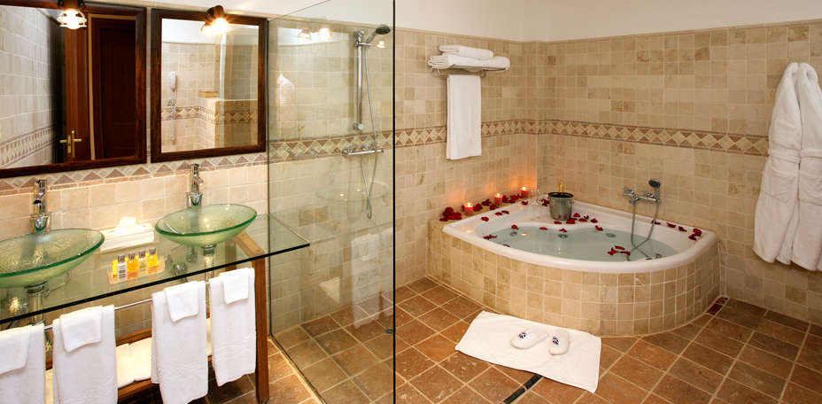 Hotel Palmera Plaza - 