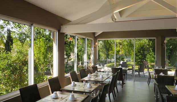 hotel Domaine de la Petite IsleL'Isle sur la Sorgue (84)