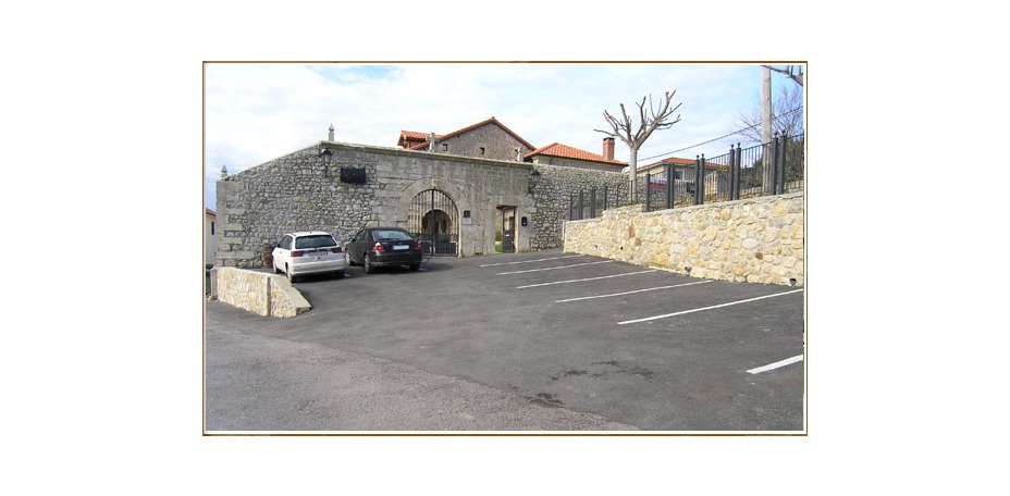 Posada La Victoria - Parking