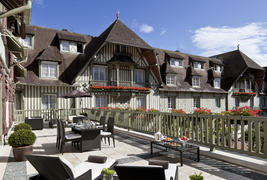 Hôtel Normandy Barrière - Façade