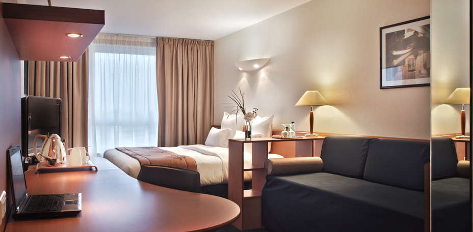 BEST WESTERN PLUS Paris Val de Bièvre - 