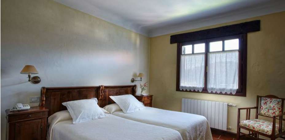 Hotel Ibarra - 