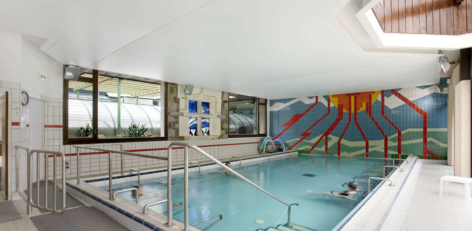 Mercure Sensoria Saint Lary Soulan - Piscine int&eacute;rieure