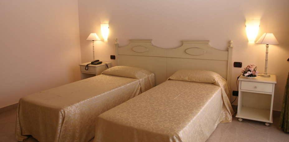 Hotel & Resort Sa Rocca - 