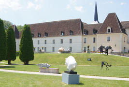Château de Gilly - Fa&ccedil;ade