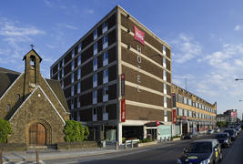 Ibis Mons Centre Gare - 
