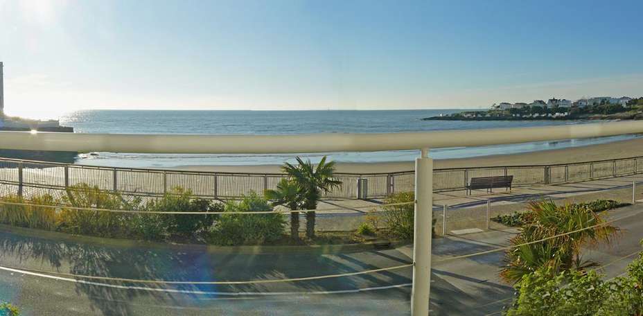 Hôtel Miramar - 