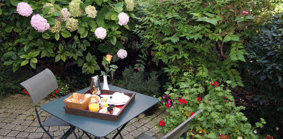 Quality Hotel Acanthe - Terrasse