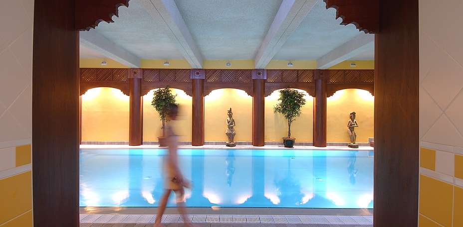 Hôtel des Neiges - Piscine intérieure