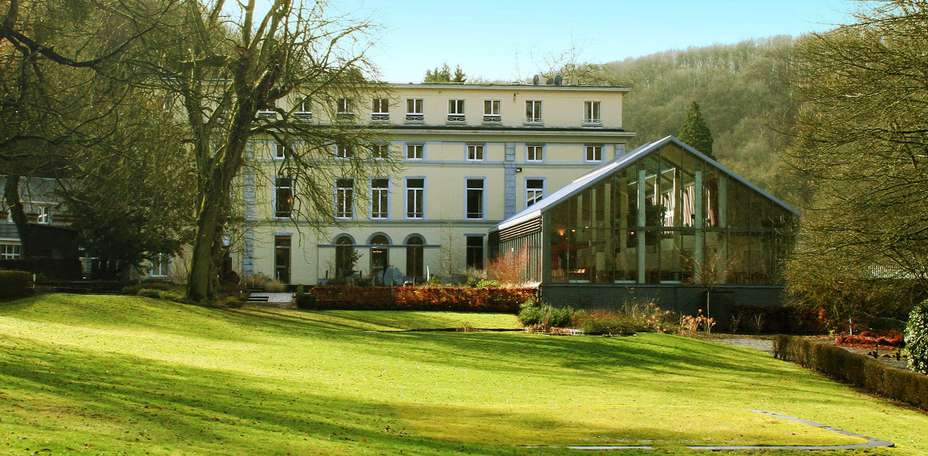 Best Western Dinant Castel de Pont-a-Lesse - 