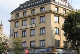 Hôtel Le Chat Botté - 