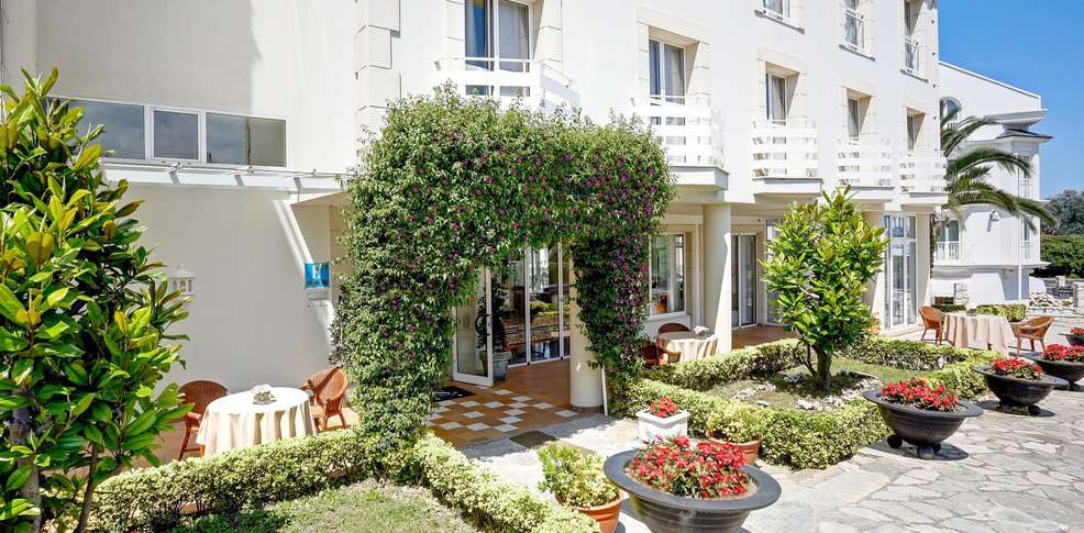 HOTEL CONCHA SUANCES hotel concha suances: