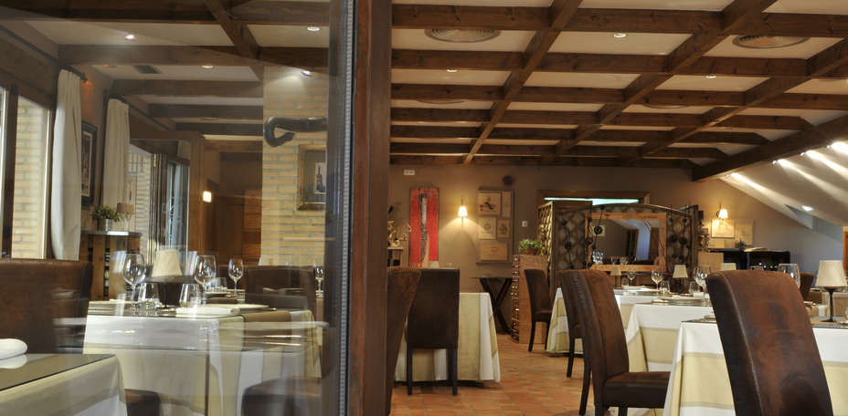 Hotel Ciudad de Cenicero - 
