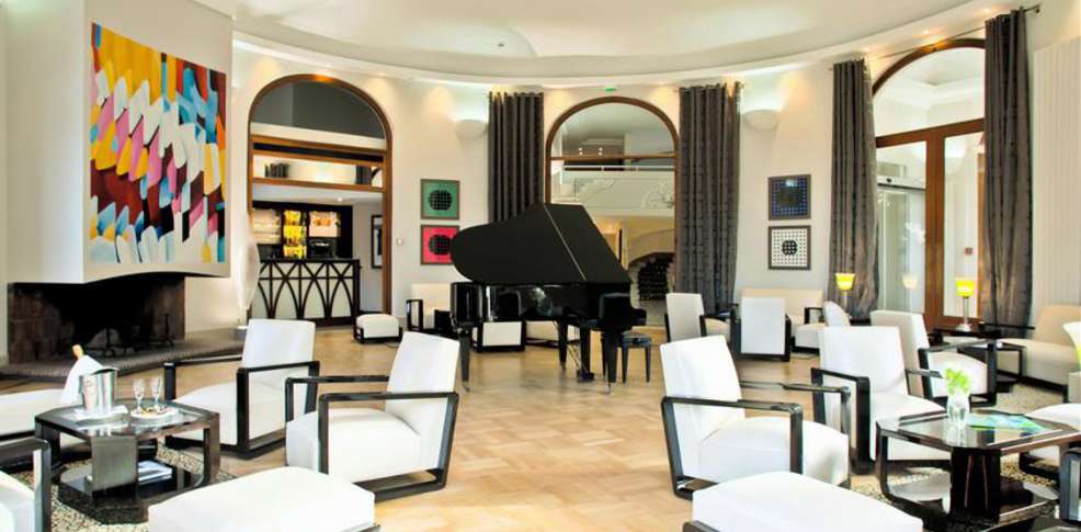 Hotel Le Grand Pavois Juan Les Pins Hotel Le Grand Pavois Juan Les Pins