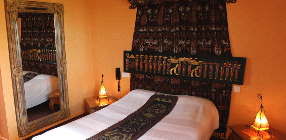 INTER-HOTEL La Cour Carrée - 