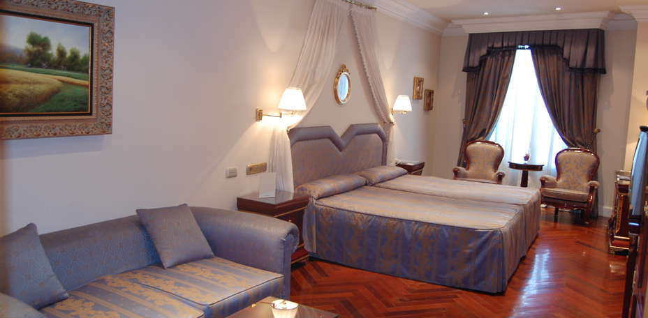Hotel Alameda Palace - 