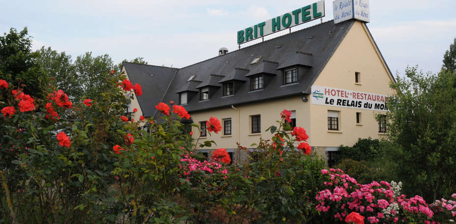 Brit Hôtel Le Relais du Mont - Façade