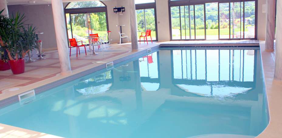 Le Domaine des Chevaliers de Malte - Piscine intérieure