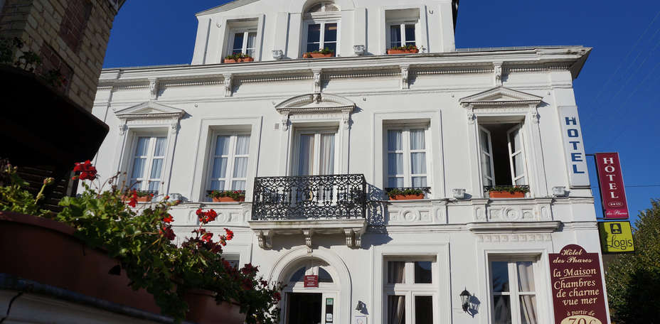 Hôtel des Phares - Façade