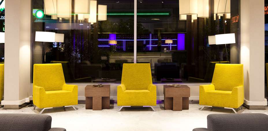 Aparthotel Atenea Barcelona - 